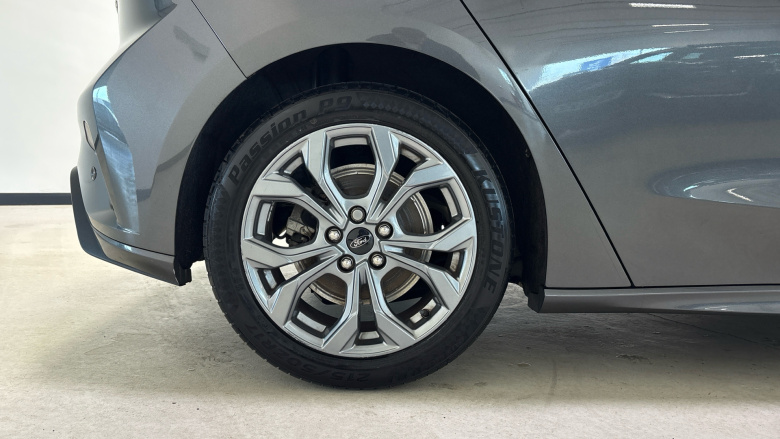 Ford Focus 1.0 EcoBoost Hybrid mHEV 155 ST-Line Edition 5dr Petrol Hatchback